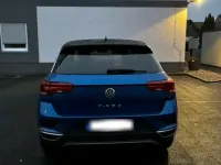 Gebraucht VW T-Roc 150 PS (110 kW) 2018 Blau SUV