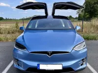 Second-hand Tesla Model X 309 kW (421 CP) 2018 Albastru SUV