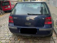 Gebraucht VW Golf IV 101 PS (74 kW) 2000 Blau Kleinwagen