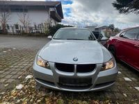 Gebraucht BMW 318 129 PS (94 kW) 2006 Silber Limousine