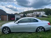 Gebraucht BMW 320 Cabriolet 187 PS (137 kW) 2011 Silber Cabrio