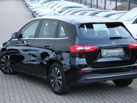 Gebraucht Mercedes 180 Style 116 PS (85 kW) 2022 Schwarz Limousine