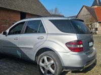 Gebraucht Mercedes ML320 224 PS (164 kW) 2006 Silber SUV