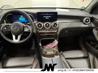 Gebraucht Mercedes GLC300e 320 PS (235 kW) 2021 Designo selenitgrau metallic SUV