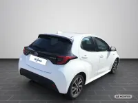 Gebraucht Toyota Yaris Hybrid 92 PS (67 kW) 2020 Weiß Limousine