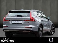 Gebraucht Volvo V60 CC Plus 197 PS (144 kW) 2023 Grau Kombi