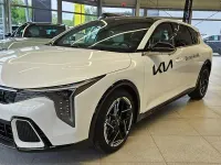 Neu Kia K4 179 PS (131 kW) 2026 Snow white pearl Limousine