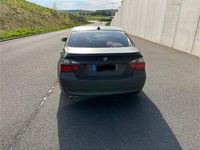 Second-hand BMW 325 218 CP (160 kW) 2005 Negru Berlinǎ