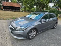 Gebraucht Mercedes A180 Style 122 PS (89 kW) 2016 Grau Kleinwagen