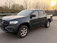 Gebraucht Mercedes X220 163 PS (119 kW) 2018 Grün Pickup