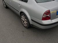 Gebraucht VW Passat 131 PS (96 kW) 2005 Silber Limousine