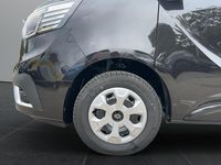 Second-hand Renault Trafic Evolution 151 CP (111 kW) 2024 Negru Monovolum