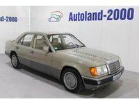 Gebraucht Mercedes E200 118 PS (86 kW) 1990 Pueblobeige Limousine