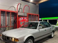Gebraucht BMW 735 211 PS (155 kW) 1990 Silber Limousine