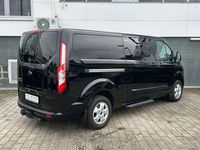 Gebraucht Ford Tourneo Titanium 131 PS (96 kW) 2018 Schwarz Van / Kleinbus