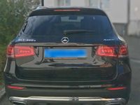 Gebraucht Mercedes GLC300e 211 PS (155 kW) 2021 Schwarz SUV