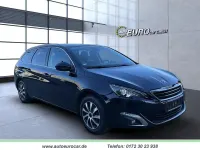 Gebraucht Peugeot 308 Allure 131 PS (96 kW) 2017 Blau Limousine