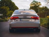 Gebraucht Audi S8 Advanced 605 PS (444 kW) 2017 Grau Limousine