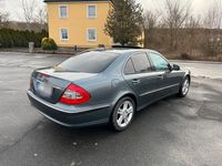 Gebraucht Mercedes E320 Avantgarde 224 PS (164 kW) 2007 Grau Limousine