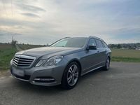 Gebraucht Mercedes E200 136 PS (100 kW) 2011 Grau Kombi