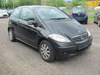 Gebraucht Mercedes A150 95 PS (69 kW) 2007 Kosmosschwarz Limousine