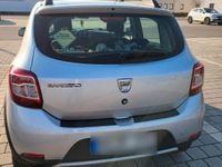 Gebraucht Dacia Sandero Stepway 90 PS (66 kW) 2013 Silber Kleinwagen