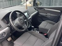 Second-hand VW Sharan 140 CP (102 kW) 2014 Negru Monovolum