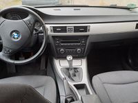 Gebraucht BMW 325 218 PS (160 kW) 2008 Limousine