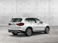 Gebraucht BMW X3 Sport Line 190 PS (139 kW) 2023 Mineralweiss SUV