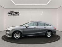 Gebraucht Mercedes CLA200 156 PS (114 kW) 2016 Mountaingrau  met. Kombi