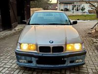 Gebraucht BMW 316 102 PS (75 kW) 1992 Beige Limousine
