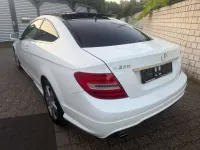 Gebraucht Mercedes C220 AMG line 170 PS (125 kW) 2013 Polarweiss  unilack Coupé