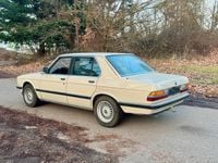 Gebraucht BMW 524 86 PS (63 kW) 1987 Limousine