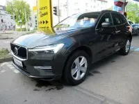 Gebraucht Volvo XC60 Momentum 197 PS (144 kW) 2022 Grau SUV