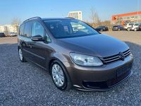 Gebraucht VW Touran Trendline 140 PS (102 kW) 2011 Braun Van / Kleinbus