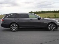 Gebraucht Mercedes E300 306 PS (225 kW) 2022 Grau Limousine