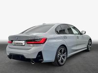 Gebraucht BMW 330 Performance 286 PS (210 kW) 2023 Grau Limousine