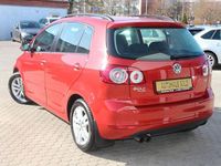 Gebraucht VW Golf Plus Cross Highline 122 PS (89 kW) 2010 Rot Van / Kleinbus