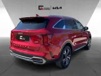 Gebraucht Kia Sorento Vision 179 PS (131 kW) 2022 Cr5) runwayrot met. (rot SUV