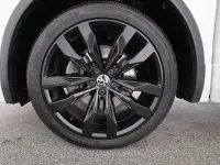 Gebraucht VW Tiguan Allspace R-line 190 PS (139 kW) 2023 Oryxweiß perlmutteffekt SUV
