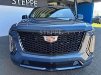 Neu Cadillac Escalade 426 PS (313 kW) 2026 Deep sea blue met. SUV
