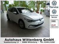 Gebraucht VW Golf VIII Life 131 PS (96 kW) 2023 Weiß Limousine