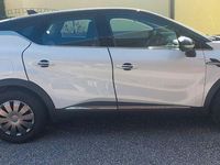 Gebraucht Renault Captur Business 158 PS (116 kW) 2021 Weiß SUV