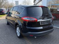 Gebraucht Ford S-MAX Titanium 140 PS (102 kW) 2014 Schwarz Van / Kleinbus