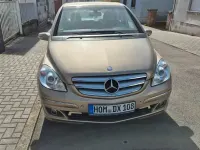 Gebraucht Mercedes B200 136 PS (100 kW) 2006 Gold Van / Kleinbus