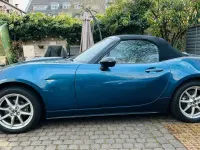 Gebraucht Mazda MX5 Exclusive-Line 132 PS (97 kW) 2019 Blau Cabrio