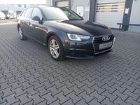 Gebraucht Audi A4 Basis 150 PS (110 kW) 2017 Mondscheinblau metallic Kombi
