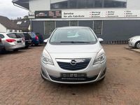 Gebraucht Opel Meriva Design Edition 120 PS (88 kW) 2011 Silber Van / Kleinbus