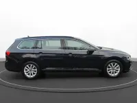 Gebraucht VW Passat Business 150 PS (110 kW) 2023 Schwarz Kombi