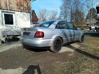 Second-hand Audi A4 150 CP (110 kW) 1995 Argintiu Berlinǎ